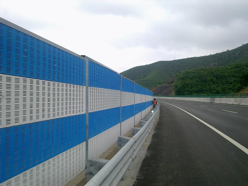 <a href=http://vzwtcom.cn/news_article?news_id=127>聲屏障</a>