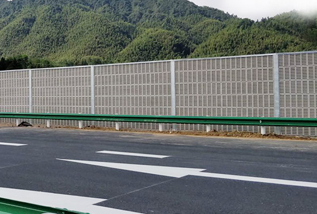 <a href=http://vzwtcom.cn/news_article.html?news_id=128>聲屏障</a>